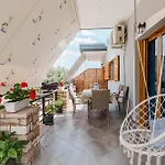 Nanaj Apartment Sarande