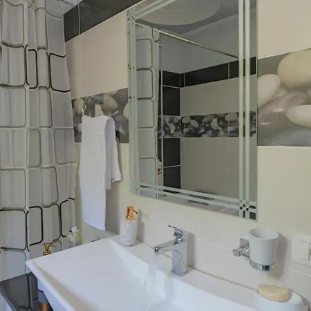 Apartment Nanaj Sarande