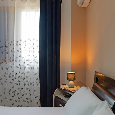 Nanaj Apartment Sarande