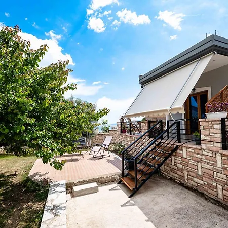 Nanaj Appartement Saranda
