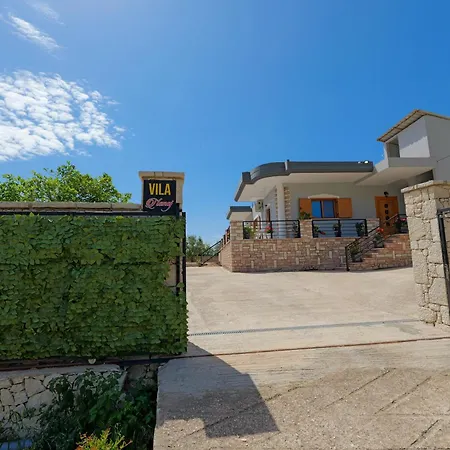 Nanaj Apartment